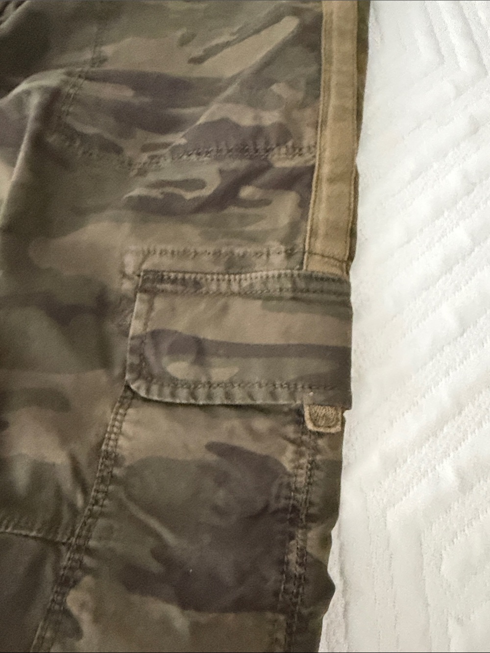 Sanctuary Camo Cargo Pants in Olive & Dark Green - Picture 5 of 10